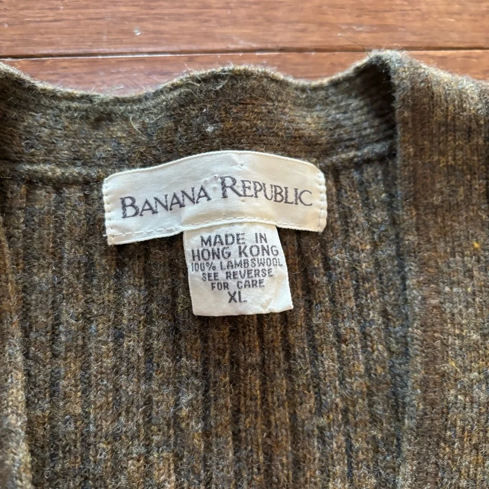 Banana Republic Green Lambswool Ribbed V-Neck Sweater